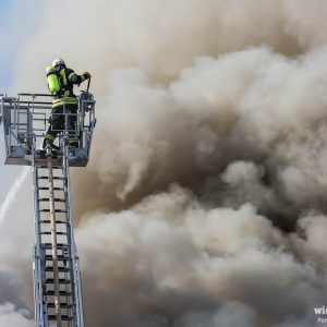 25085367685_955b0b6430_b-min-min